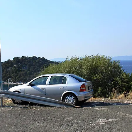 By The Sea Zaklopatica, - 995 Λάστοβο